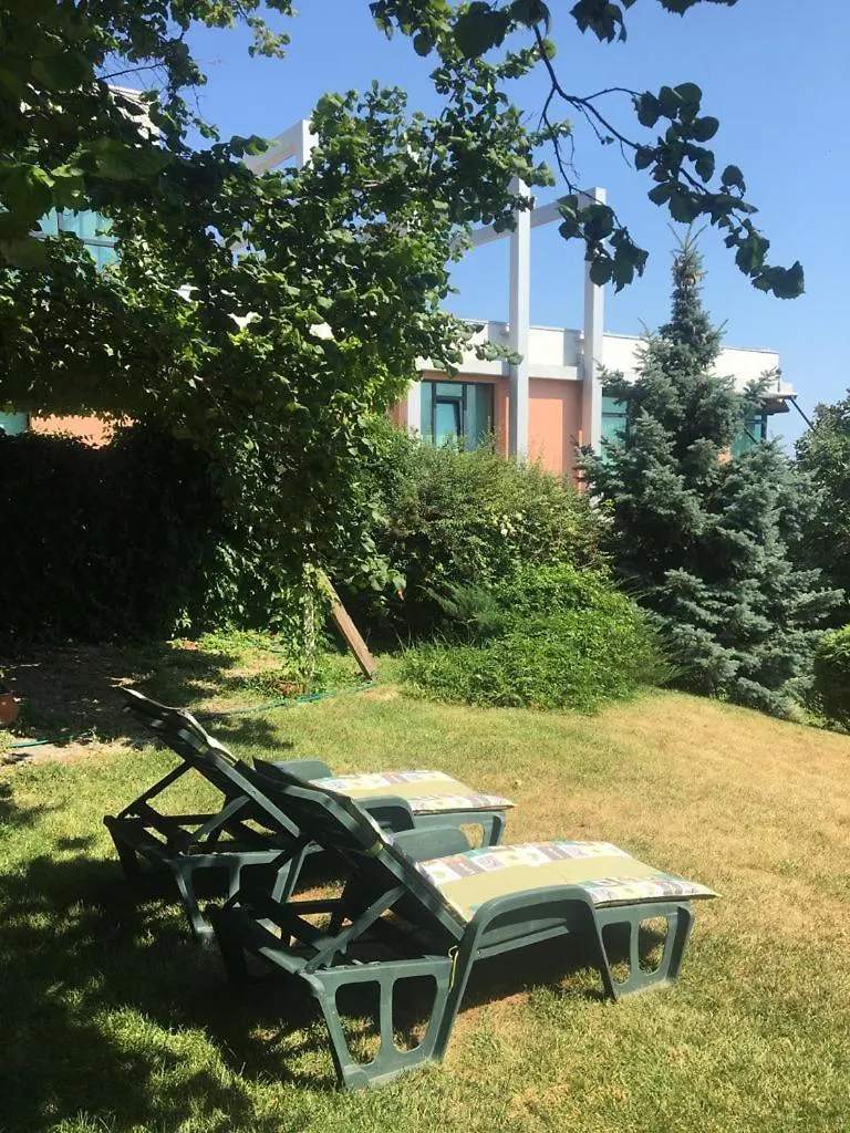St.Nikola Holiday Home Varna