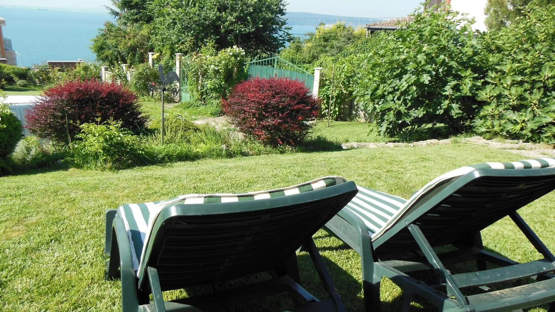 St.Nikola Holiday Home Varna